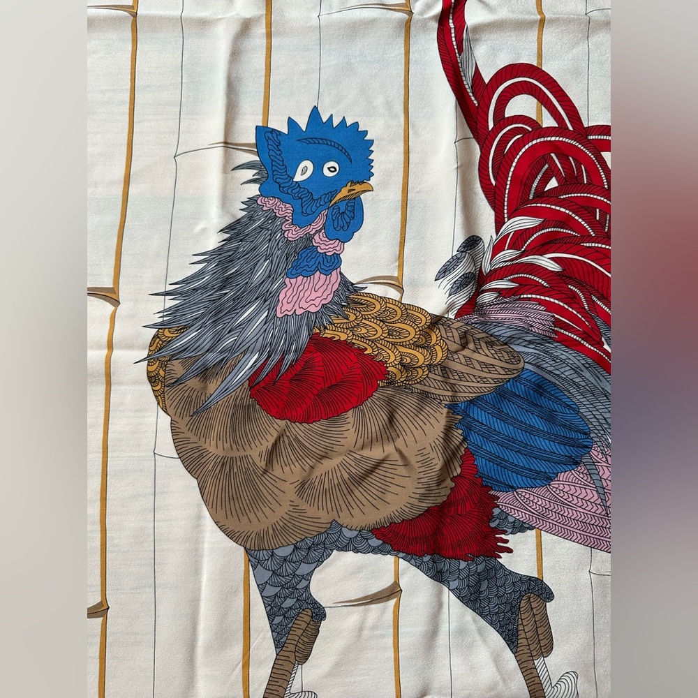 Vintage Fendi silk scarf roosters hand rolled - Picture 3 of 8
